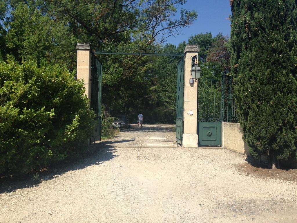 Le Mas De Trevouse Villa Saint-Saturnin-lès-Avignon Eksteriør billede
